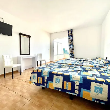 Modern Studio Cs With Wifi, Shared Pool, Puerto De La Cruz بويرتو ذي لا كروز